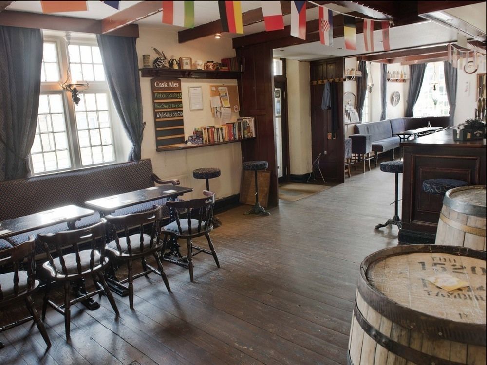 מורפת' Plough Inn מראה חיצוני תמונה