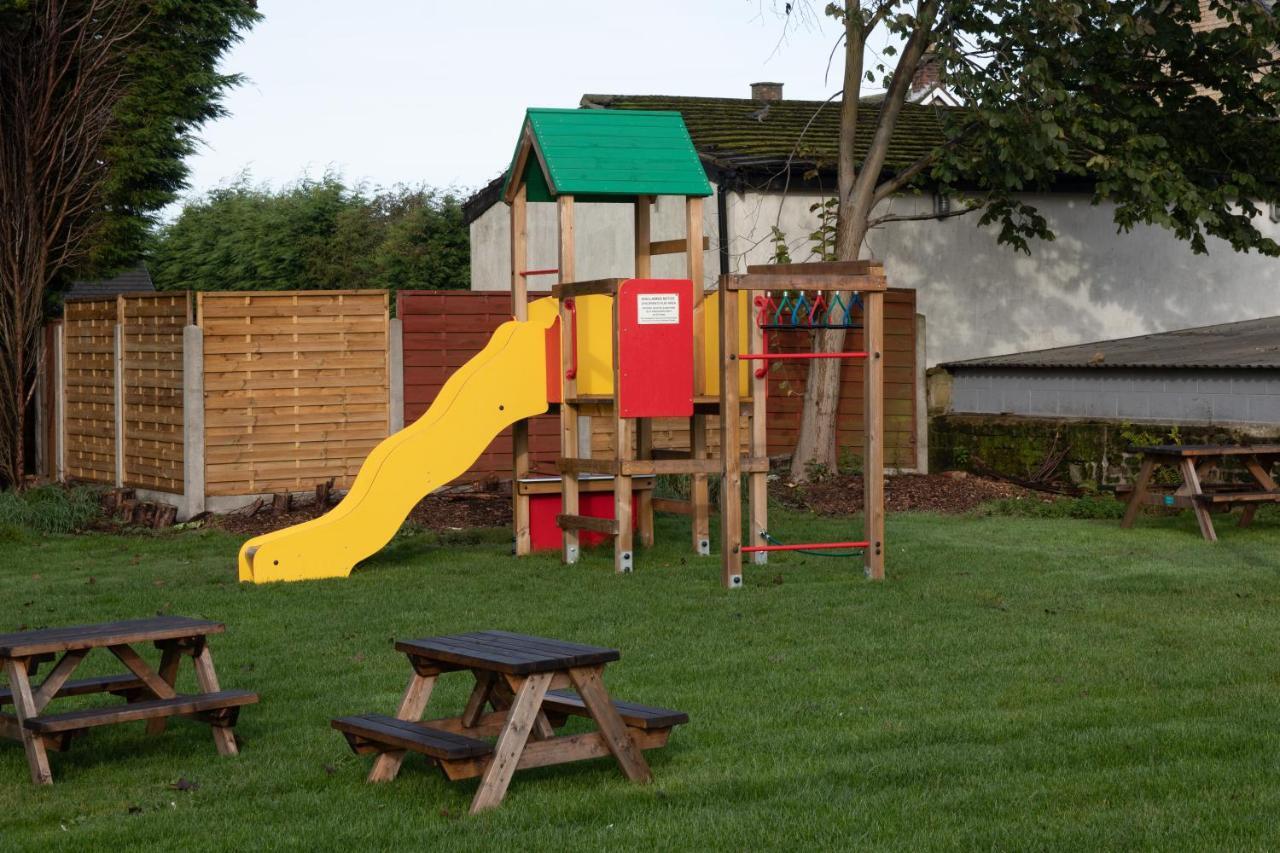 מורפת' Plough Inn מראה חיצוני תמונה